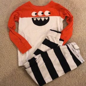 Gap monster pjs